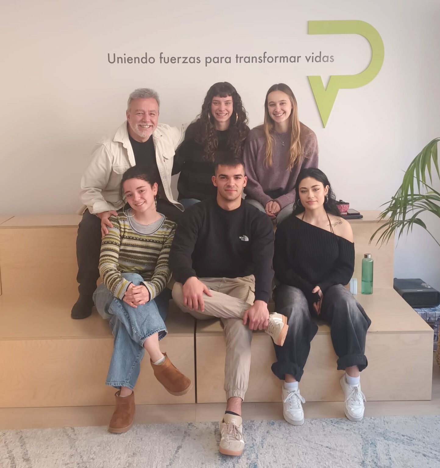 equipo espes jovenes conectados pamplona