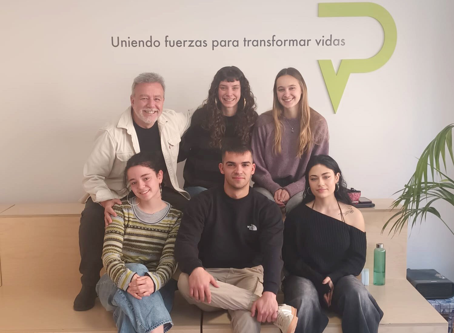 equipo espes jovenes conectados pamplona